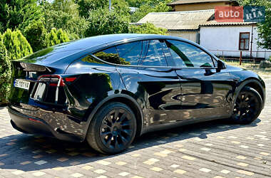 Позашляховик / Кросовер Tesla Model Y 2022 в 