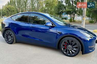Позашляховик / Кросовер Tesla Model Y 2022 в 