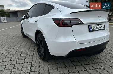 Позашляховик / Кросовер Tesla Model Y 2022 в Чернівцях