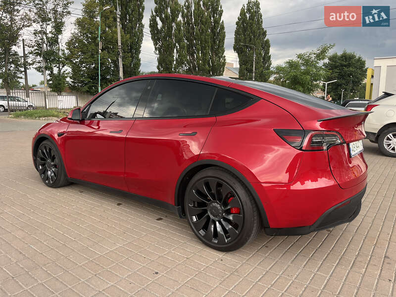 Внедорожник / Кроссовер Tesla Model Y 2021 в Виннице