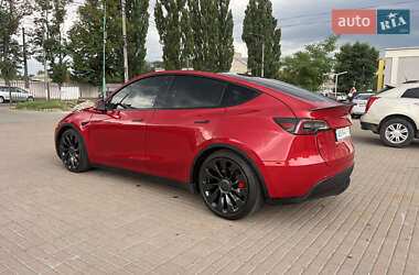 Позашляховик / Кросовер Tesla Model Y 2021 в 