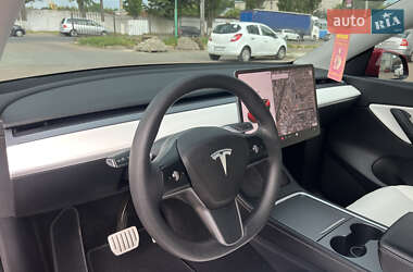 Позашляховик / Кросовер Tesla Model Y 2021 в 