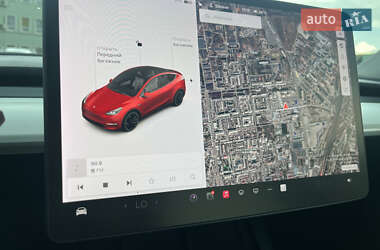 Позашляховик / Кросовер Tesla Model Y 2021 в 