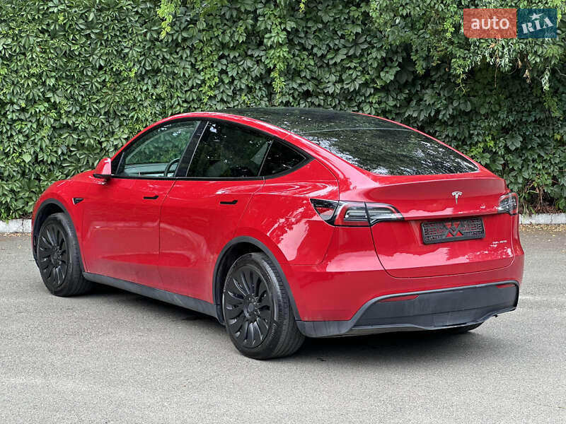 Позашляховик / Кросовер Tesla Model Y 2023 в Києві