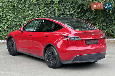 Позашляховик / Кросовер Tesla Model Y 2023 в 