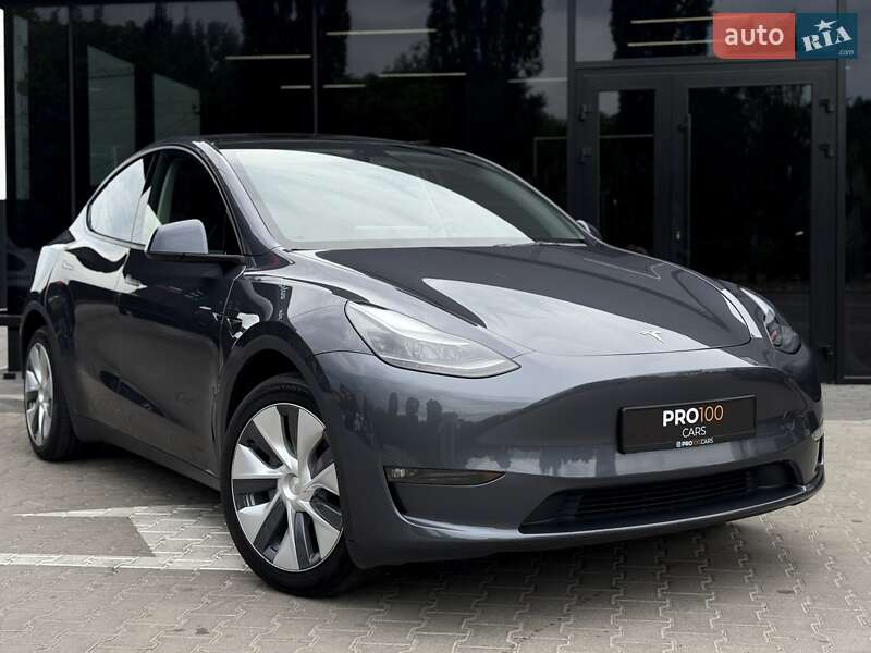 Позашляховик / Кросовер Tesla Model Y 2023 в Києві