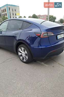 Внедорожник / Кроссовер Tesla Model Y 2023 в 