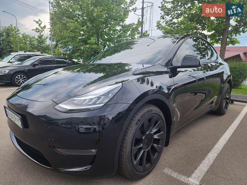 Внедорожник / Кроссовер Tesla Model Y 2022 в Киеве