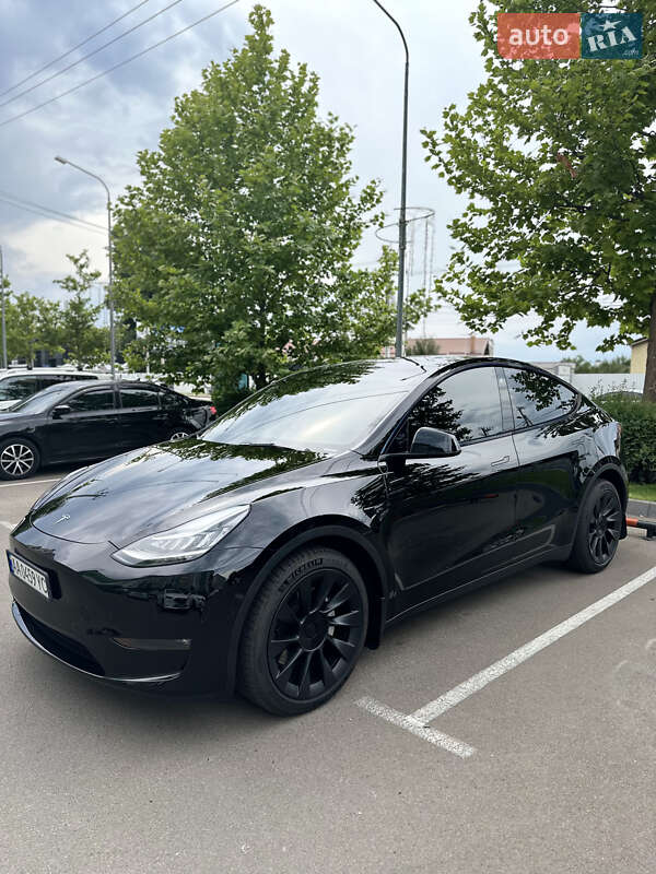 Внедорожник / Кроссовер Tesla Model Y 2022 в Киеве