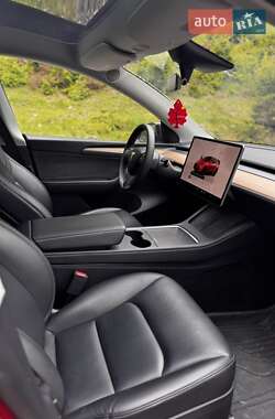 Внедорожник / Кроссовер Tesla Model Y 2023 в 