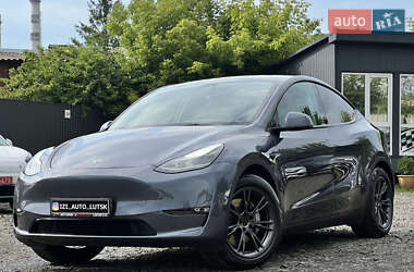 Внедорожник / Кроссовер Tesla Model Y 2022 в 
