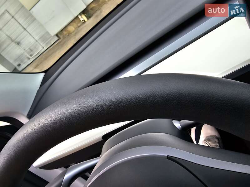 Позашляховик / Кросовер Tesla Model Y 2023 в Одесі