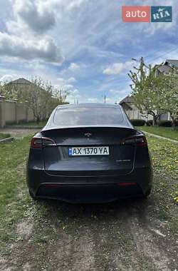 Позашляховик / Кросовер Tesla Model Y 2021 в 