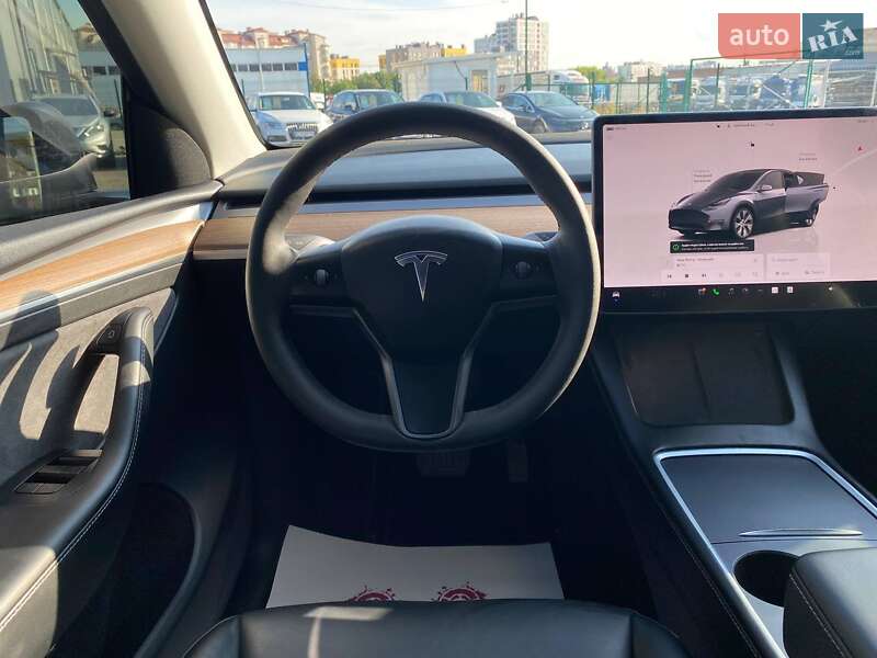 Позашляховик / Кросовер Tesla Model Y 2022 в Львові