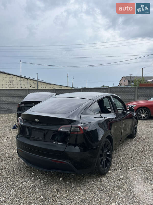 Позашляховик / Кросовер Tesla Model Y 2022 в Львові