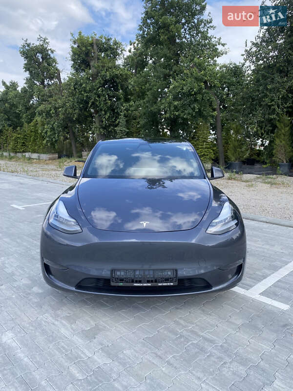 Позашляховик / Кросовер Tesla Model Y 2020 в Києві