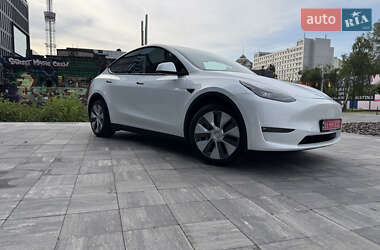 Позашляховик / Кросовер Tesla Model Y 2023 в 