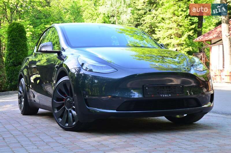 Внедорожник / Кроссовер Tesla Model Y 2024 в Дрогобыче