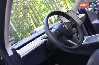Внедорожник / Кроссовер Tesla Model Y 2024 в 
