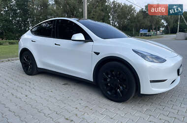 Позашляховик / Кросовер Tesla Model Y 2023 в 