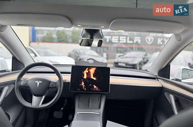Внедорожник / Кроссовер Tesla Model Y 2022 в 