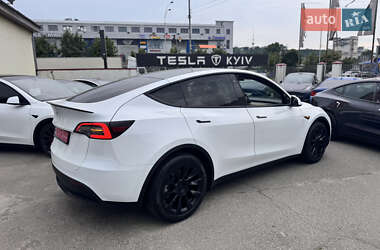 Внедорожник / Кроссовер Tesla Model Y 2022 в 
