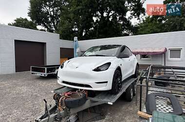 Позашляховик / Кросовер Tesla Model Y 2022 в 