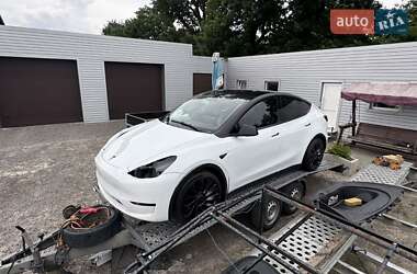 Позашляховик / Кросовер Tesla Model Y 2022 в 
