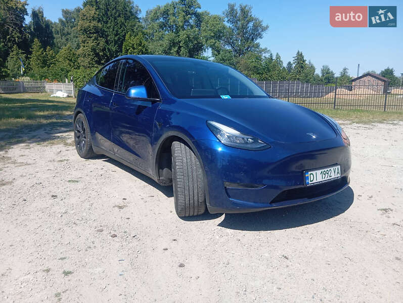 Внедорожник / Кроссовер Tesla Model Y 2020 в Киеве