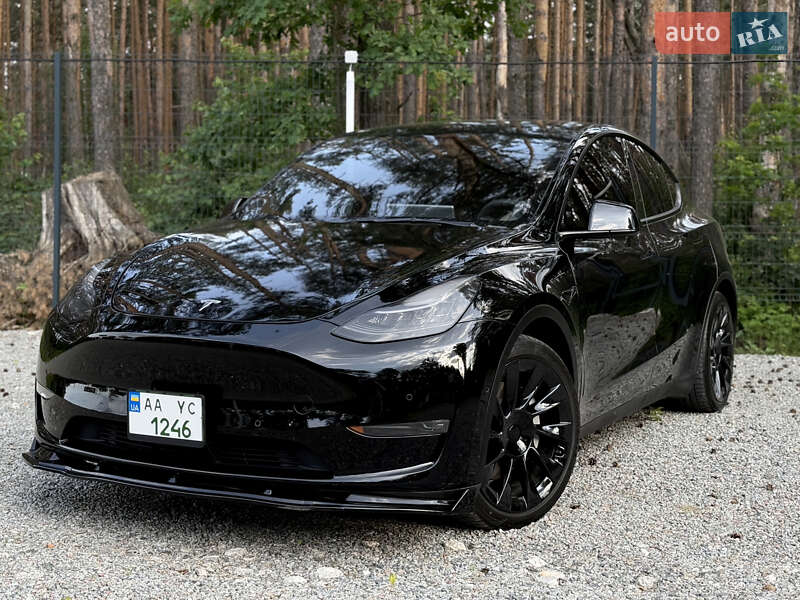 Внедорожник / Кроссовер Tesla Model Y 2021 в Гостомеле