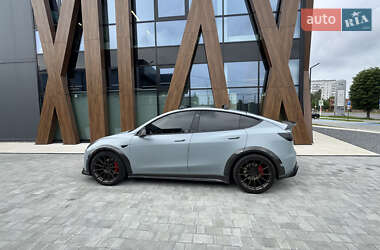 Позашляховик / Кросовер Tesla Model Y 2021 в 