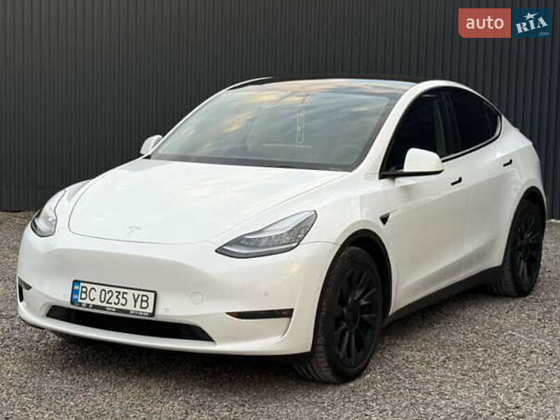 Tesla Model Y 2020