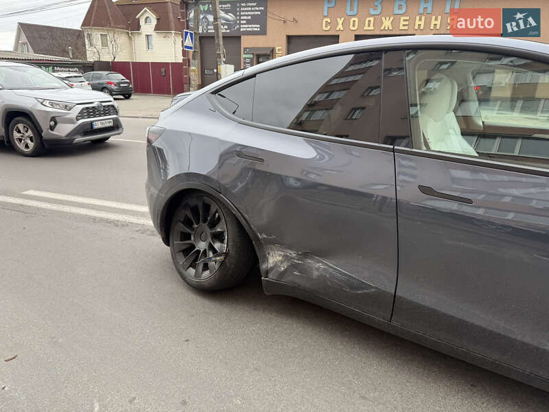 Внедорожник / Кроссовер Tesla Model Y 2022 в Софиевской Борщаговке