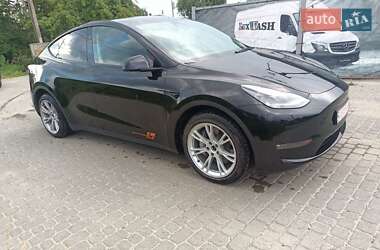 Позашляховик / Кросовер Tesla Model Y 2023 в 