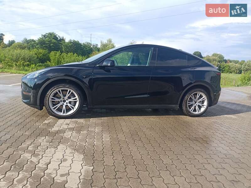 Позашляховик / Кросовер Tesla Model Y 2023 в Львові фото 21 Позашляховик / Кросовер Tesla Model Y 2023 в Львові