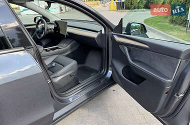 Внедорожник / Кроссовер Tesla Model Y 2023 в Ивано-Франковске