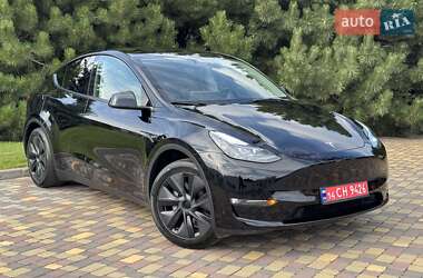 Внедорожник / Кроссовер Tesla Model Y 2024 в 