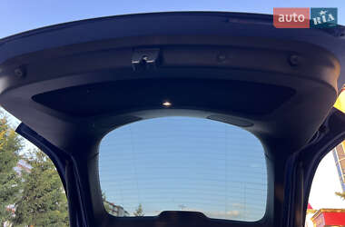 Внедорожник / Кроссовер Tesla Model Y 2024 в 