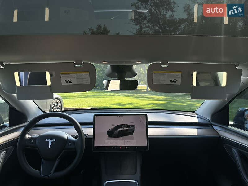 Внедорожник / Кроссовер Tesla Model Y 2023 в Киеве