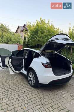 Внедорожник / Кроссовер Tesla Model Y 2022 в 