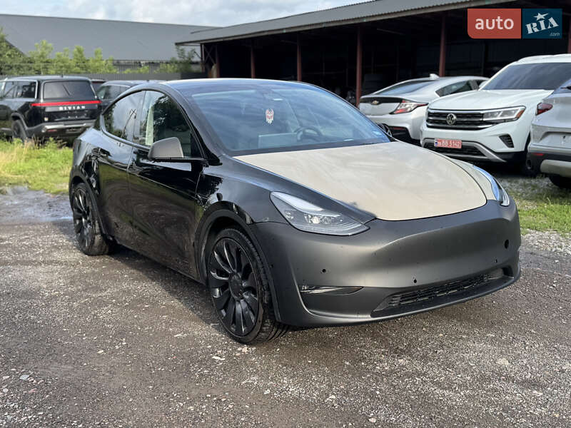 Внедорожник / Кроссовер Tesla Model Y 2022 в Ровно