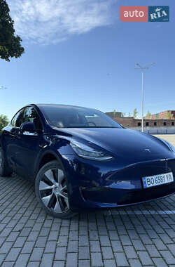 Внедорожник / Кроссовер Tesla Model Y 2022 в 