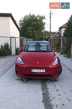 Позашляховик / Кросовер Tesla Model Y 2021 в 