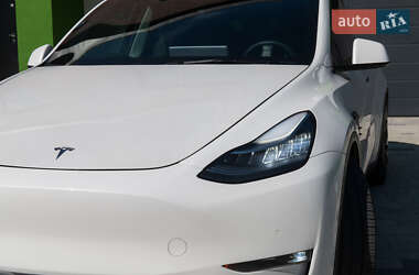 Позашляховик / Кросовер Tesla Model Y 2020 в 