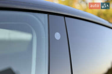 Внедорожник / Кроссовер Tesla Model Y 2022 в 