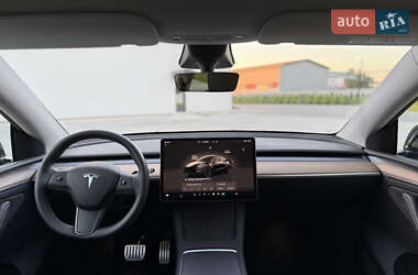 Внедорожник / Кроссовер Tesla Model Y 2022 в 