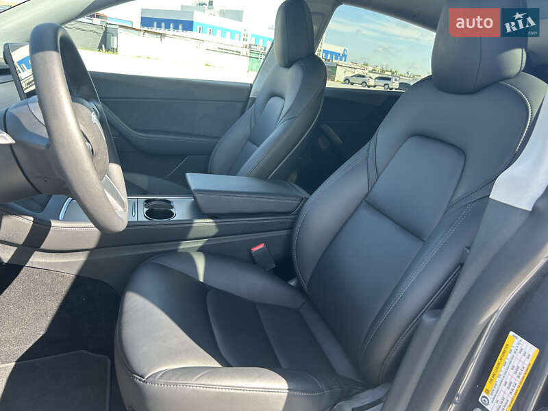 Позашляховик / Кросовер Tesla Model Y 2021 в Києві