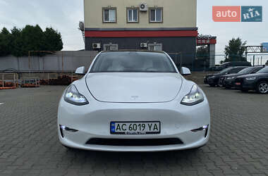 Внедорожник / Кроссовер Tesla Model Y 2021 в 
