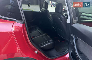 Внедорожник / Кроссовер Tesla Model Y 2022 в 