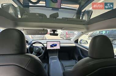 Внедорожник / Кроссовер Tesla Model Y 2024 в 